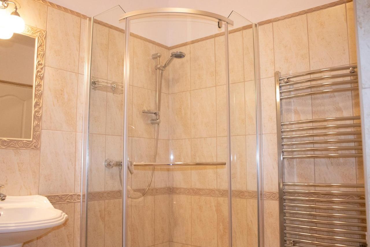 Gyoengyoem Apartman Balatonalmádi エクステリア 写真