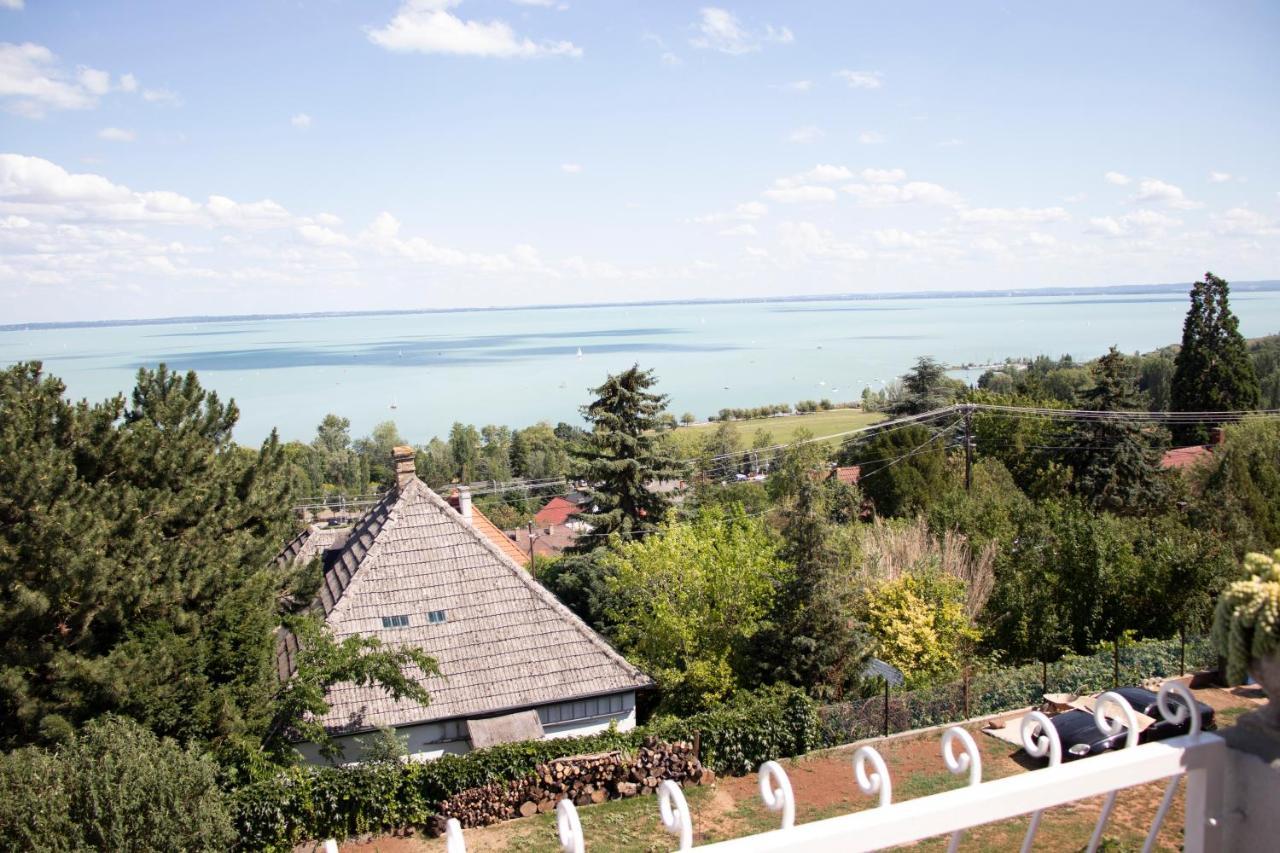 Gyoengyoem Apartman Balatonalmádi エクステリア 写真